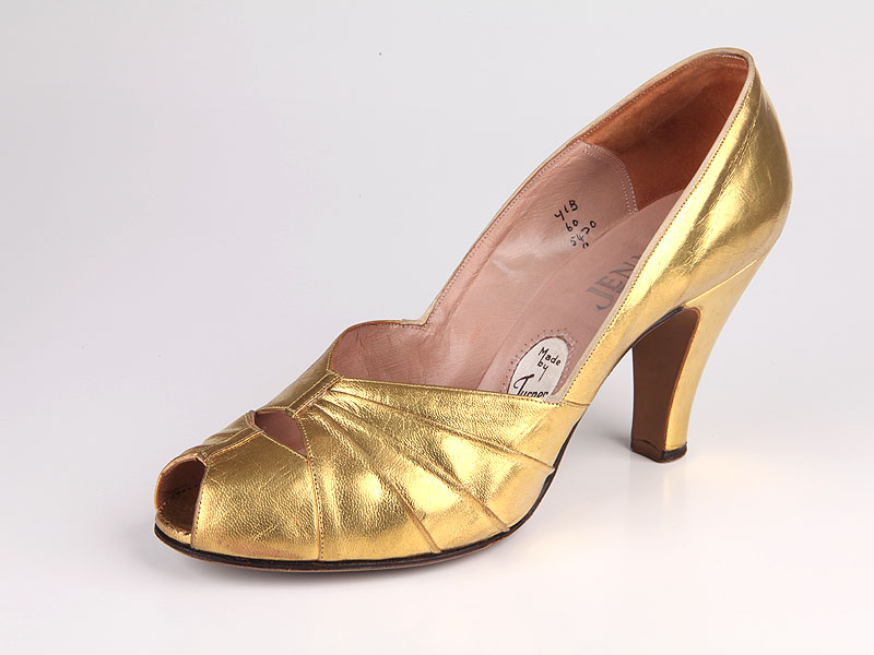 shoe-icons-shoes-gold-leather-open-toe-high-spanish-heels-pumps