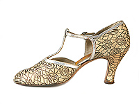 Shoe-Icons / Shoes / Evening Pumps in Ivory and Gold Bullion Brocade ...