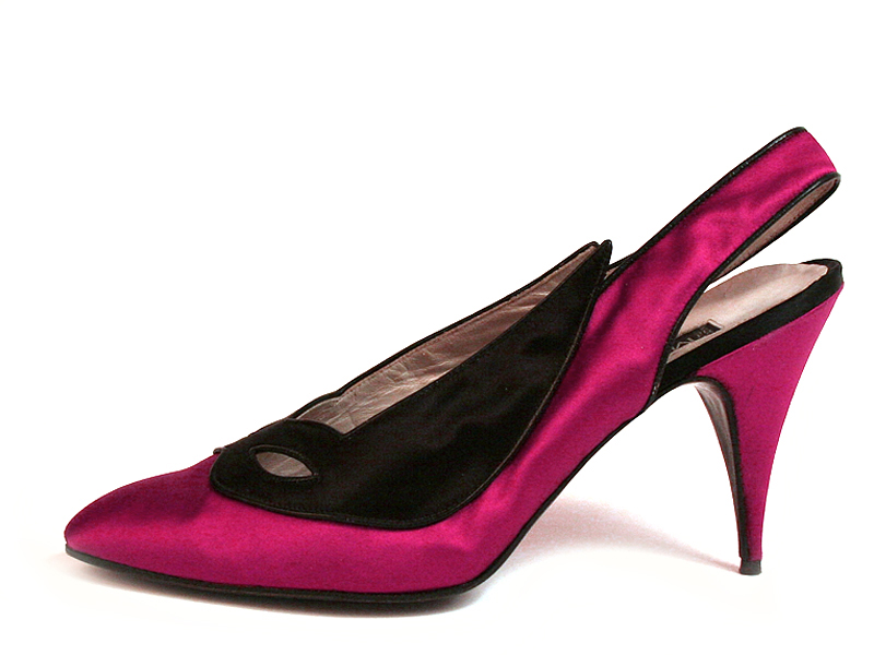 Shoe-Icons / Shoes / Fuchsia coloured stiletto shoes, decorated with ...