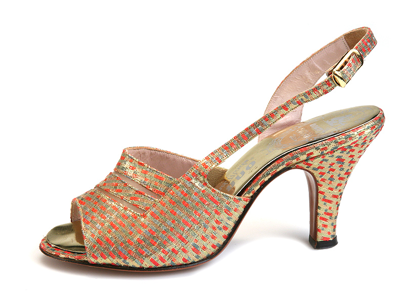 Shoe-Icons / Shoes / Lady\'s gold brocade slingback shoes.