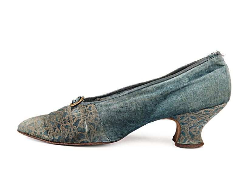 Shoe-Icons / Shoes / Dark emerald gold printed velvet pumps, decorated ...