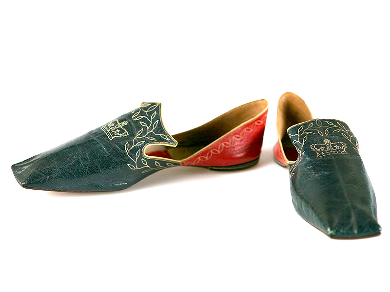 Shoe-Icons / Shoes / A Pair of Deep Blue-green and Red Morocco Leather ...
